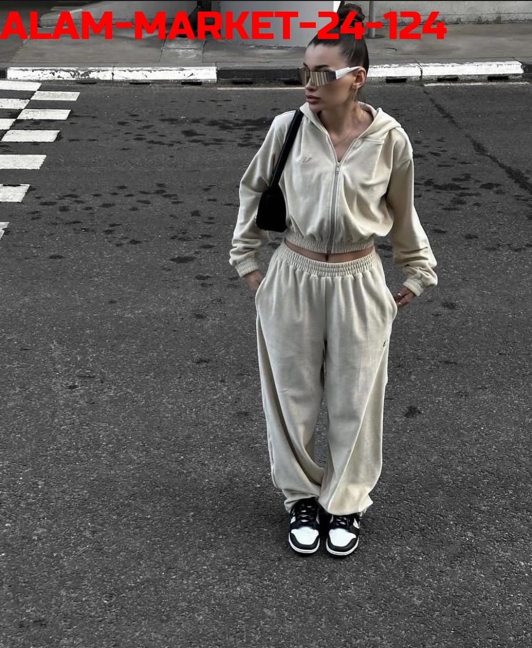 костюмы спортивные женские,велюровые костюмы женские,костюмы для девушек,костюм спортивный женский велюр,розовый плюшевый костюм женский