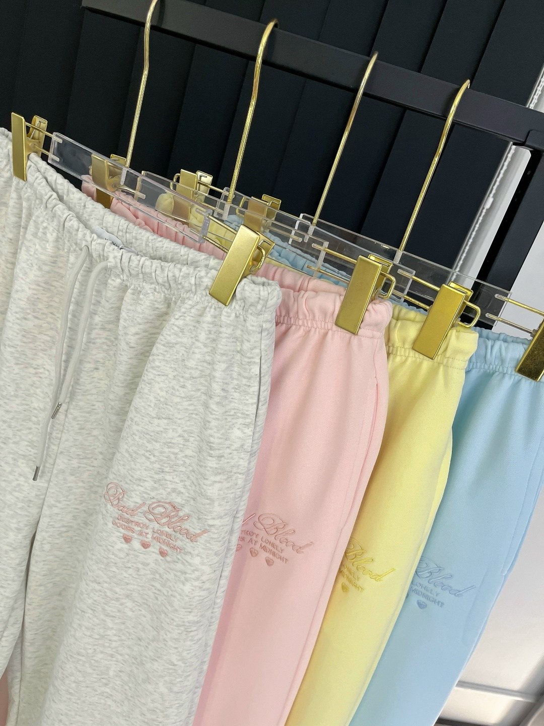 спортивный штаны,женские спортивные штаны,спортивные брюки,штаны джинсы,джоггеры брюки