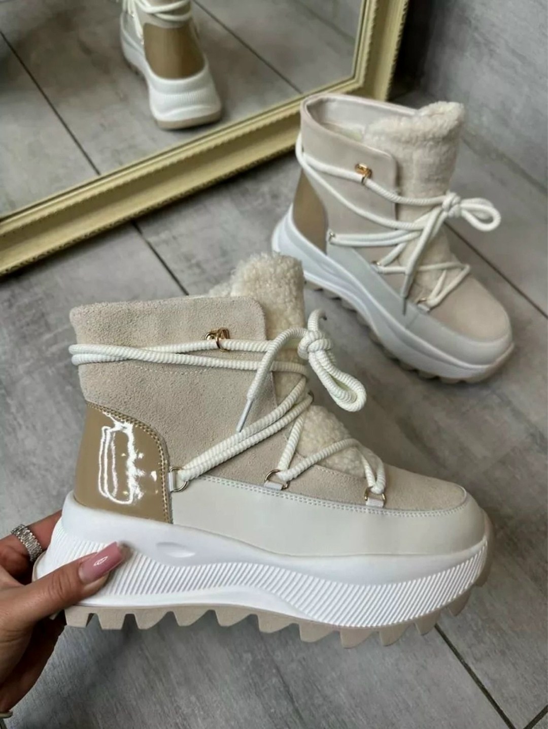 ,женская зимняя , на зиму,угги женские,модная женская