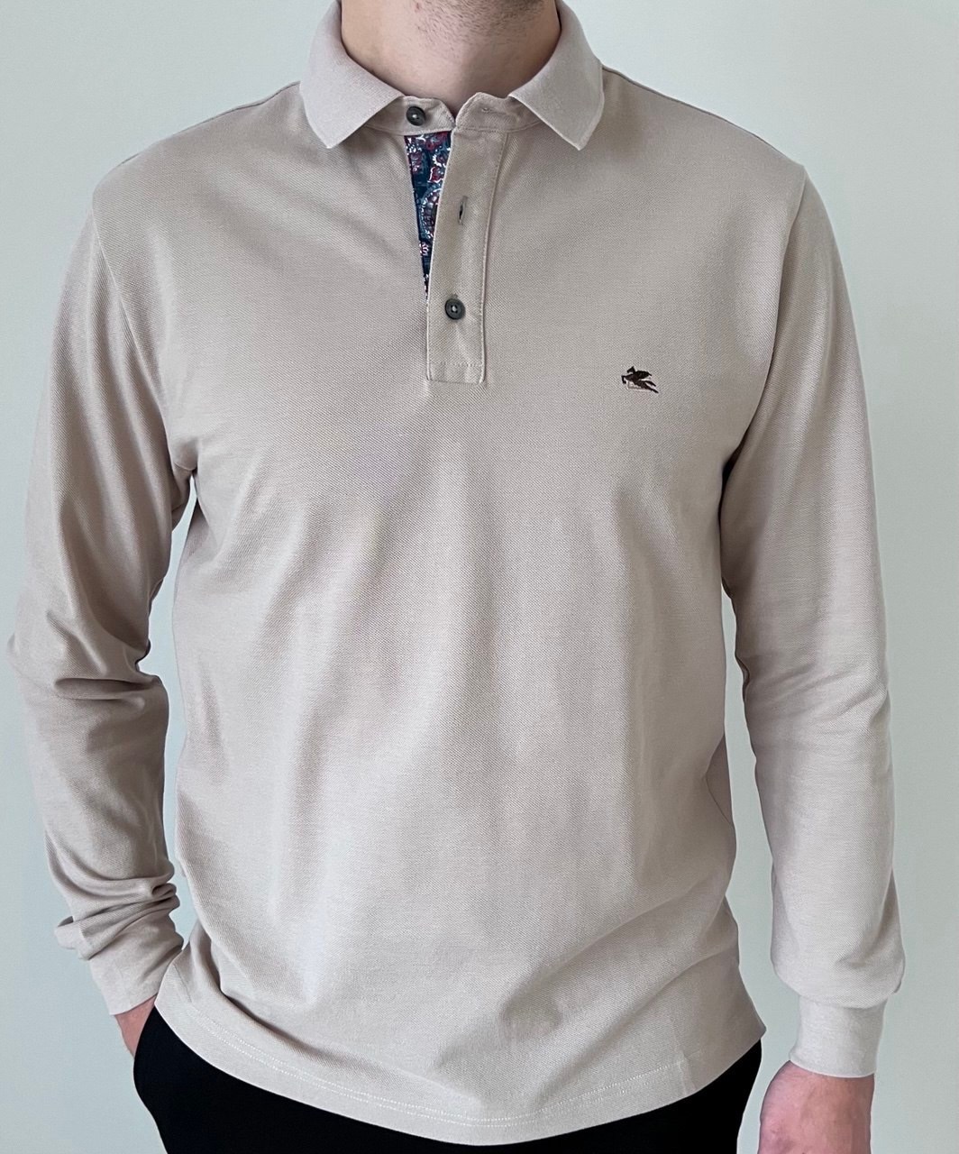 поло с длинными рукавами,мужская мода,мужская рубашка поло,бежевый лонгслив,джемпер