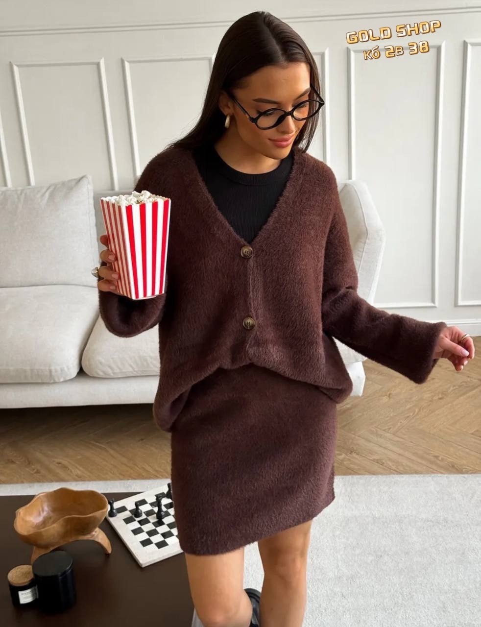 трикотажные костюмы,женский вязаный костюм,костюм вязаный с юбкой,вязаные костюмы,костюмы женские с юбкой