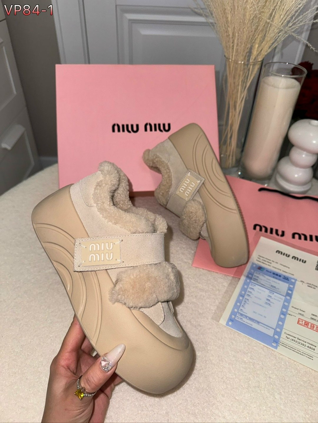 , женская,модная ,кроссовки женскиe,ботинки с мехом