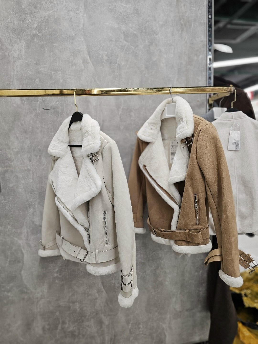 дублёнка авиатор,дубленка авиатор zara,стильная дубленка,модные женские дубленки,зимняя дубленка авиатор