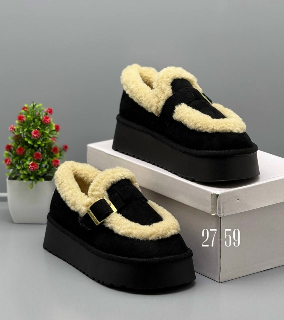 угги женские,,зимняя  женская,женская ,меховая