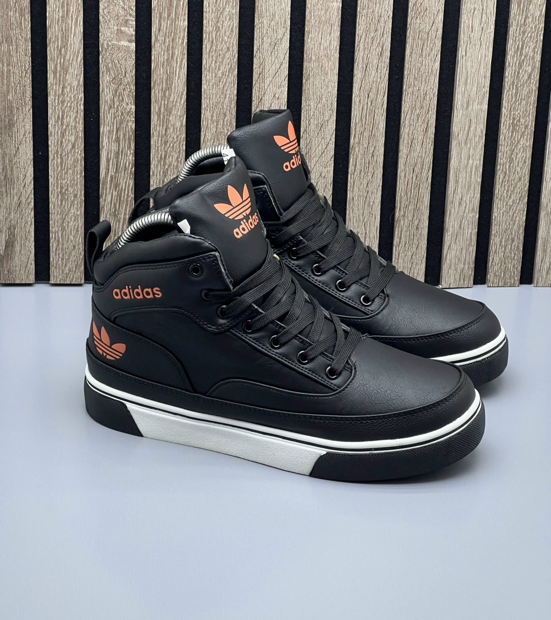 зимние кроссовки adidas,кроссовки зимние мужские adidas,мужские кроссовки adidas,кроссовки adidas,зимние ботинки adidas