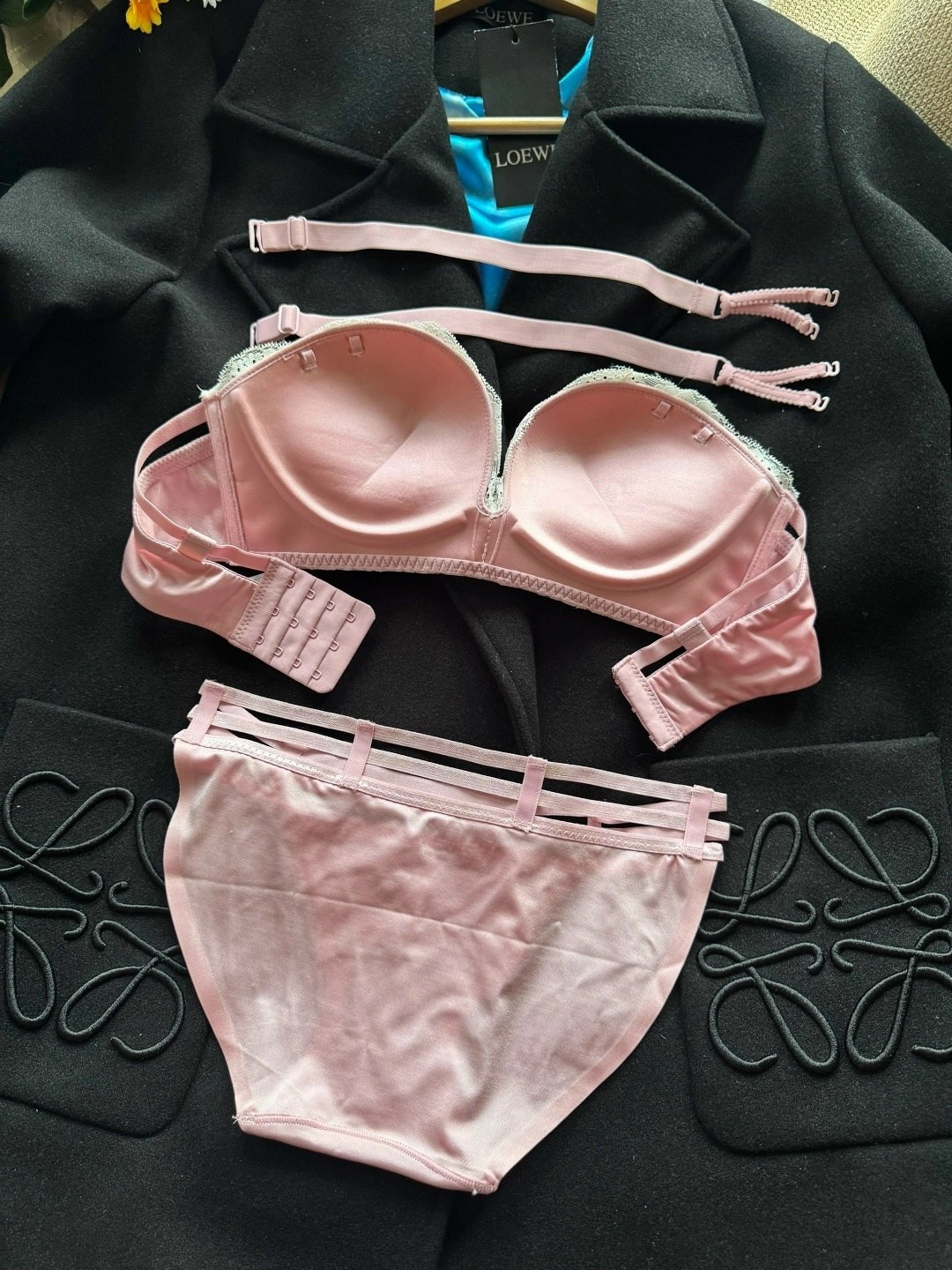 комплект женского нижнего белья,кружевной комплект нижнего белья,комплект нижнего белья,нижнее белье женское кружевное комплект,женская нижнее белье