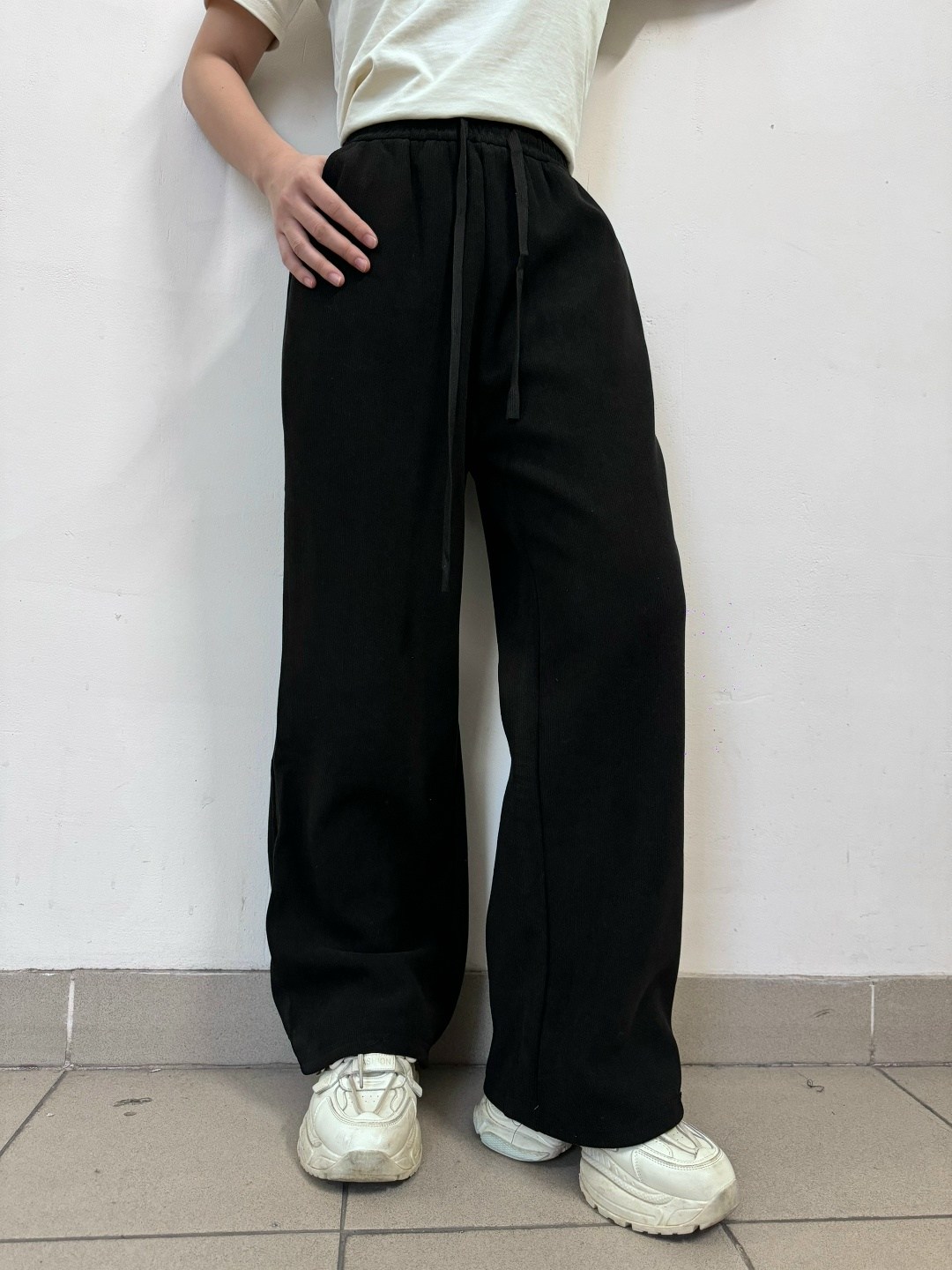 брюки спортивные широкие,широкие брюки,брюки спортивные,брюки свободные,повседневные брюки