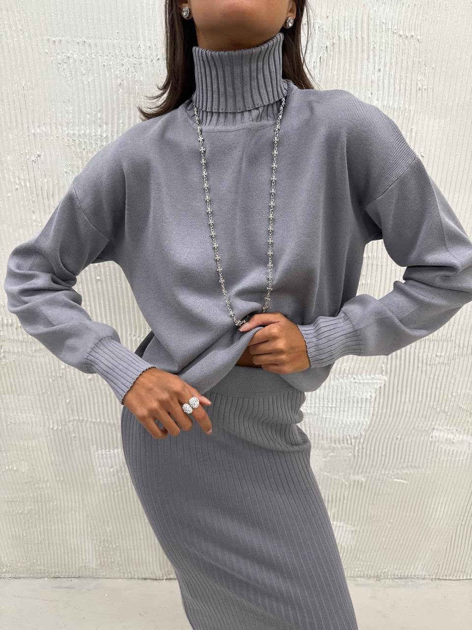 трикотажные костюмы,костюм трикотажный с юбкой,костюм трикотажный с юбкой вязаный,трикотажный костюм женский,костюм вязаный с юбкой