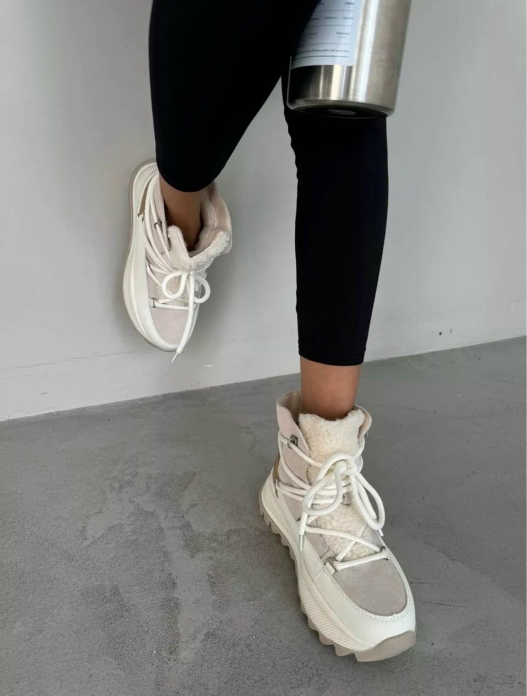 ,женская зимняя , на зиму,угги женские,модная женская