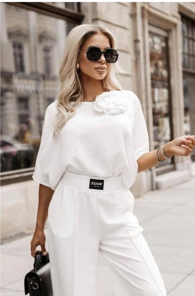 женские костюмы,стильные костюмы,костюм с брюками нарядный,стильные женские костюмы,летние брючные костюмы