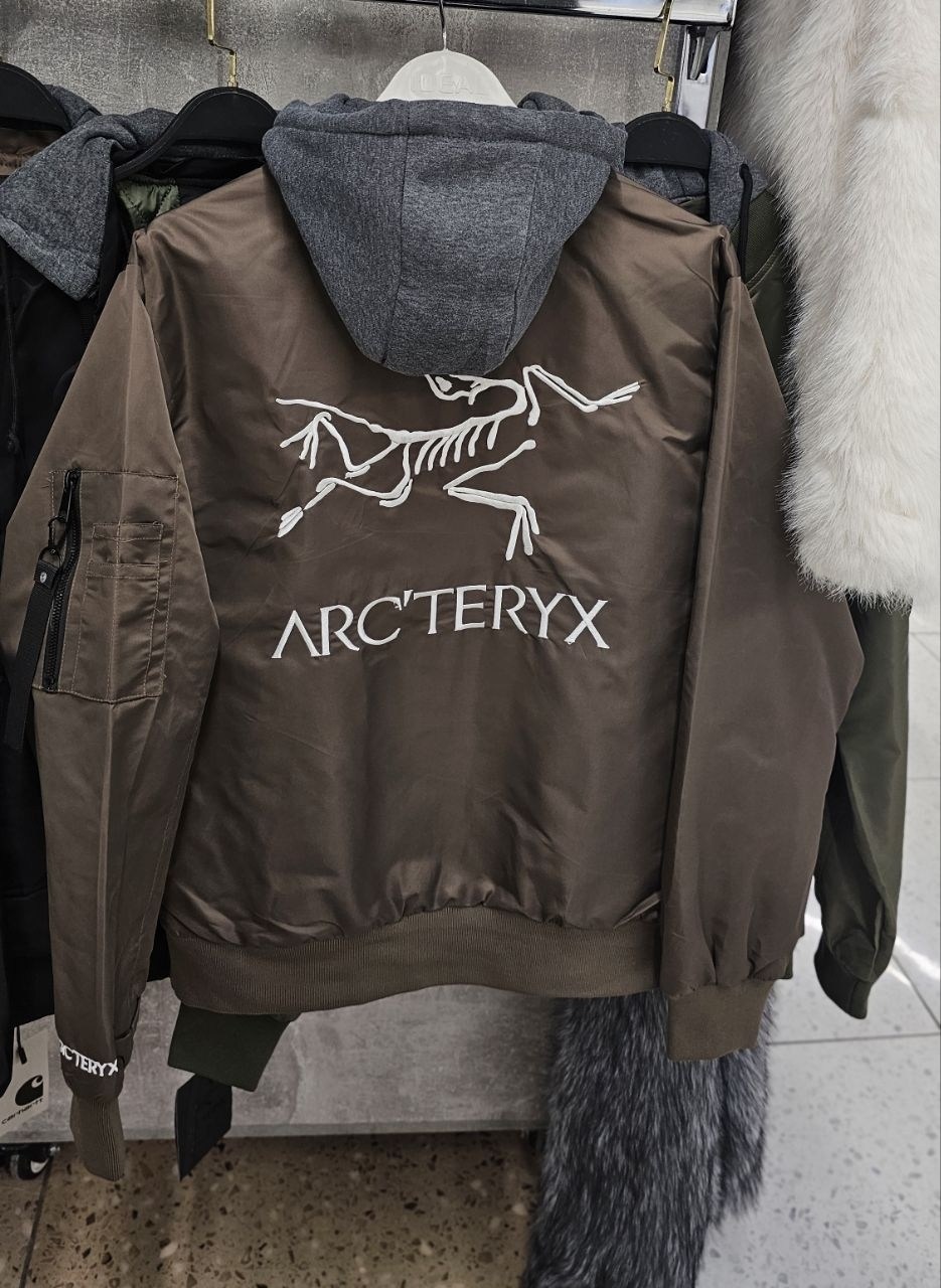 демисезонная куртка,повседневная куртка,куртка модная,куртка,куртка мужская модная