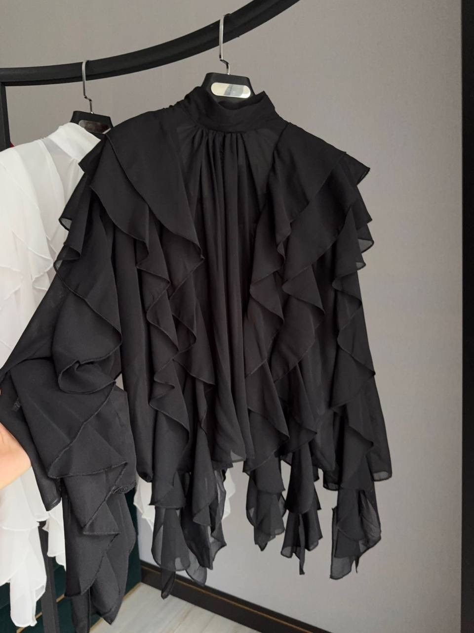 блузка элегантная,стильные блузки,блузка с оборками,шифоновая блуза,блуза нарядная