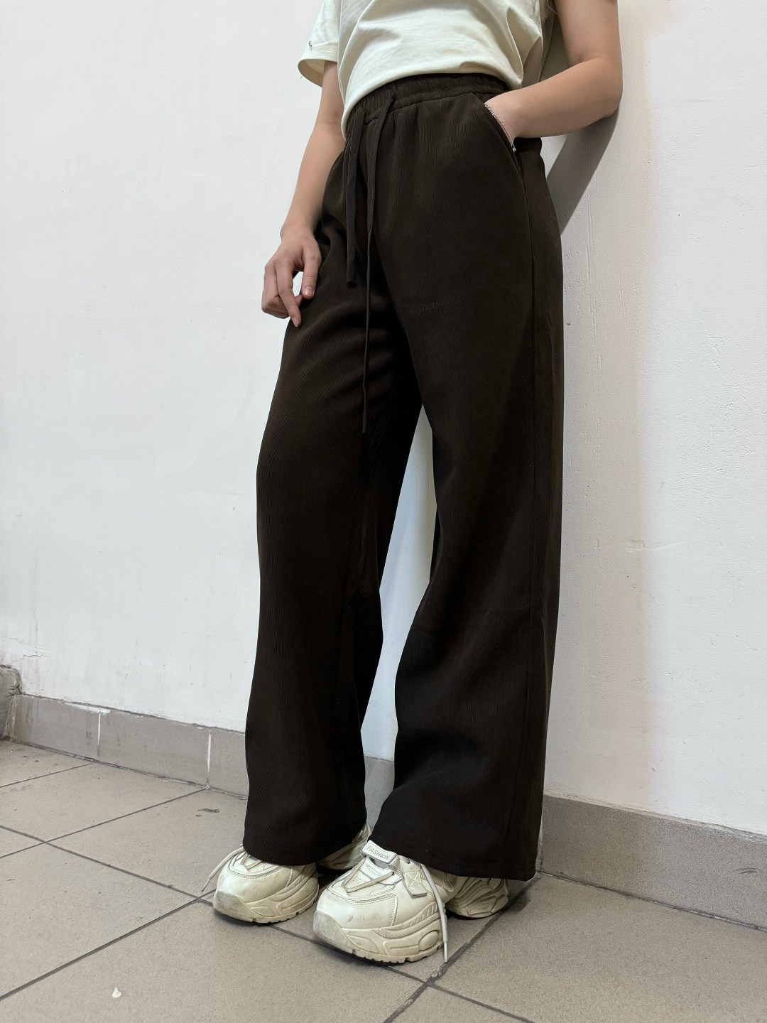 брюки спортивные широкие,широкие брюки,брюки спортивные,брюки свободные,повседневные брюки