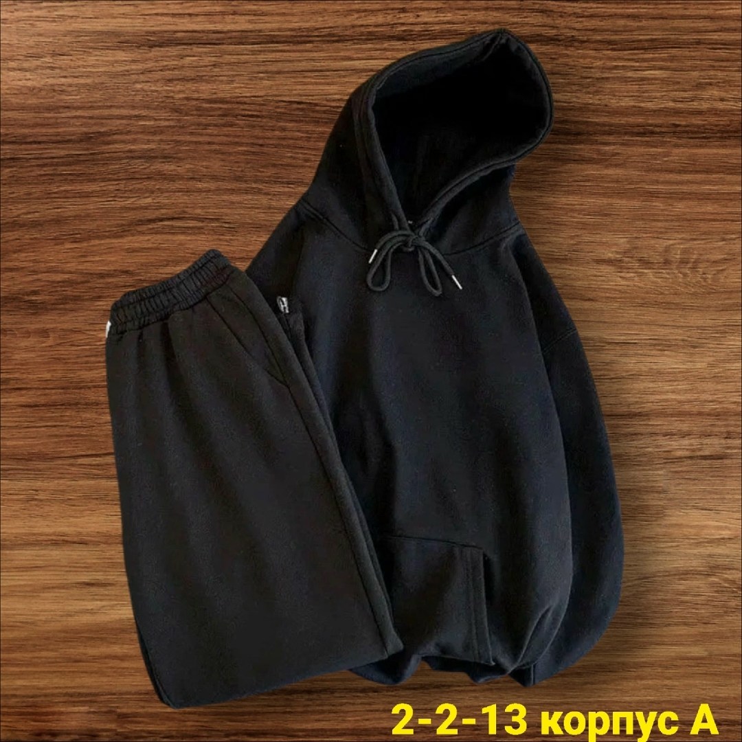 спортивный костюм с капюшоном,костюм с капюшоном,спортивные костюмы на флисе,толстовка с капюшоном и карманами,спортивный костюм с толстовкой