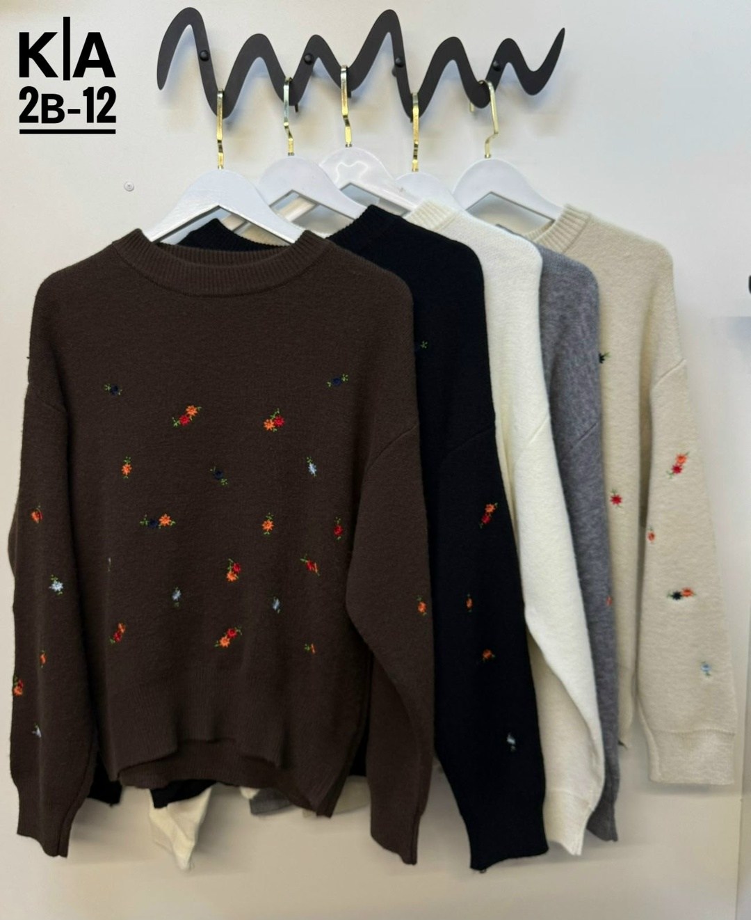 женская кофта,свитера женские,свитер,свитер для женщин,свитер с вышивкой