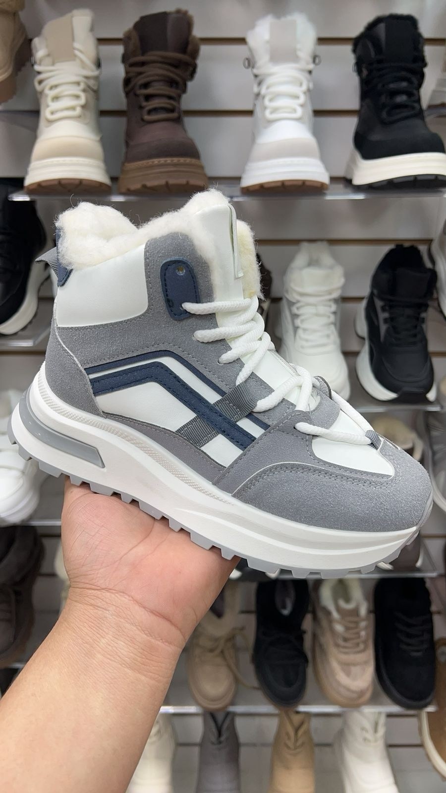 ,кроссовки женскиe,женские зимние кроссовки,кроссовки утепленные женские,кроссовки женские зимние кроссовки