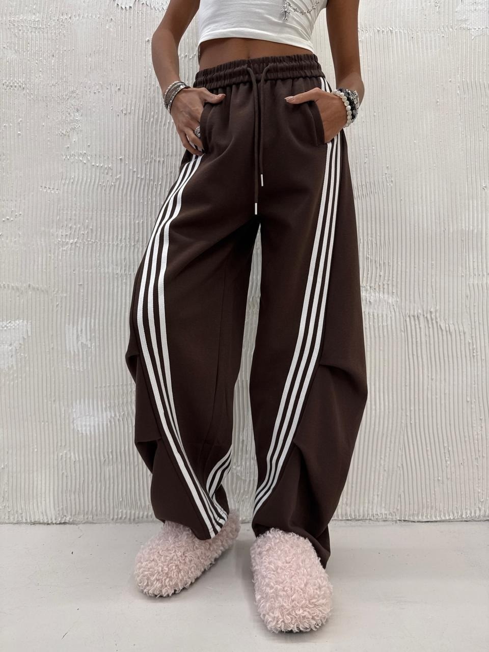 спортивные костюмы женские,спортивные костюм,повседневный спортивный костюм,костюм с лампасами,спортивные костюмы оверсайз