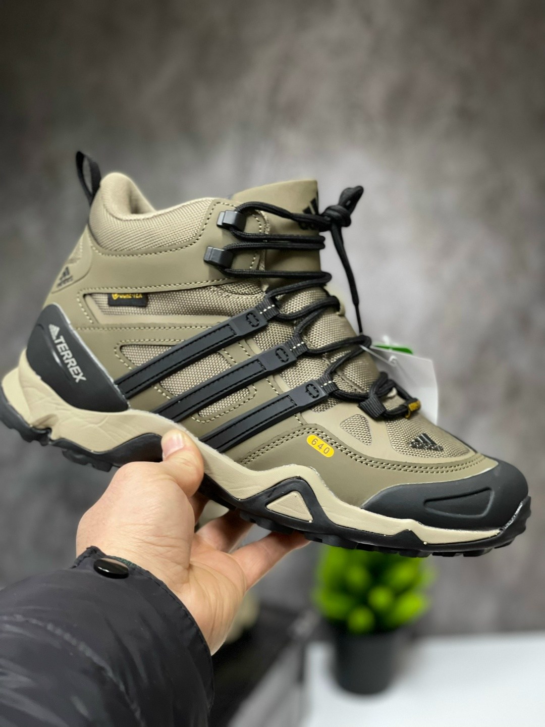 ботинки adidas terrex,ботинки adidas terrex winter,кроссовки зимние adidas terrex,термо кроссовки адидас,зимние кроссовки adidas