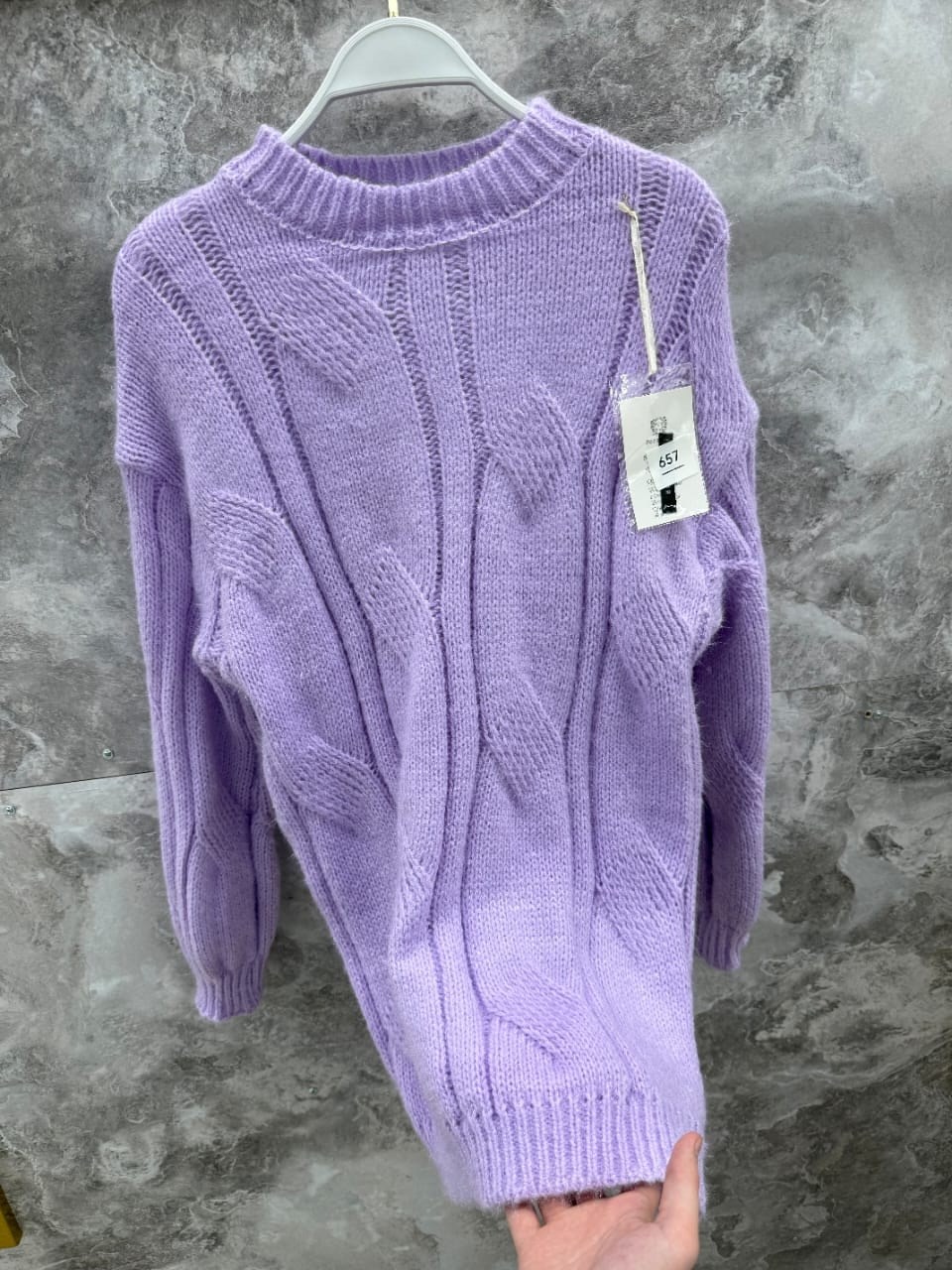 вязаные свитера,женские свитера,модные свитера,свитер с косами,свитер