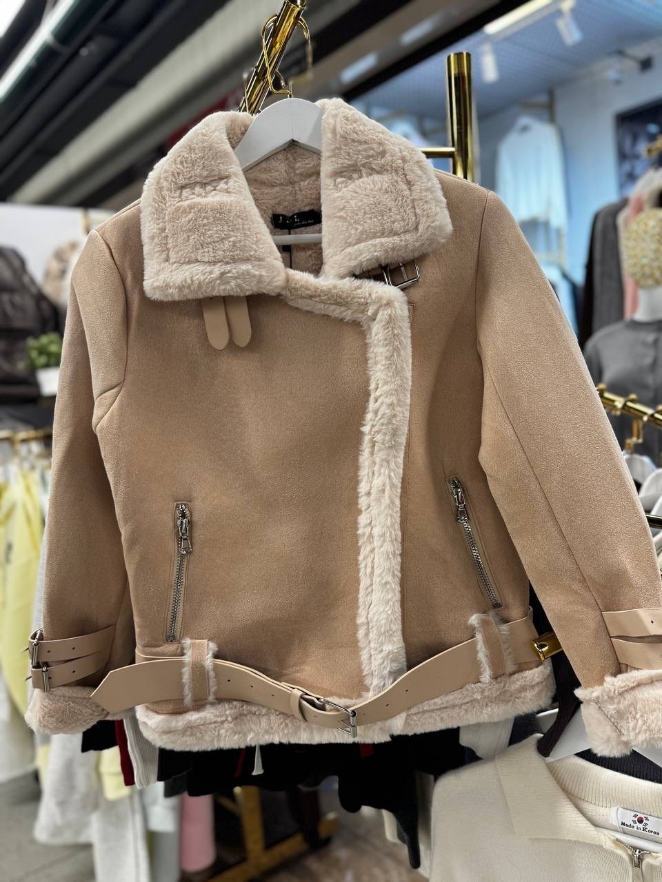 белая дубленка,авиатор дубленка,стильная дубленка,дубленка авиатор зара,куртка дубленка женская