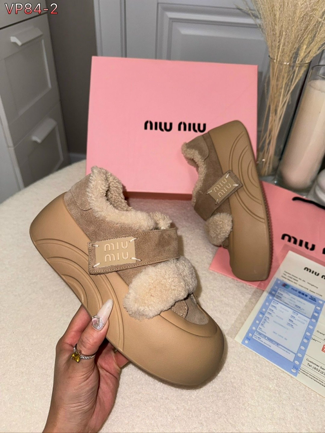 , женская,модная ,кроссовки женскиe,ботинки с мехом