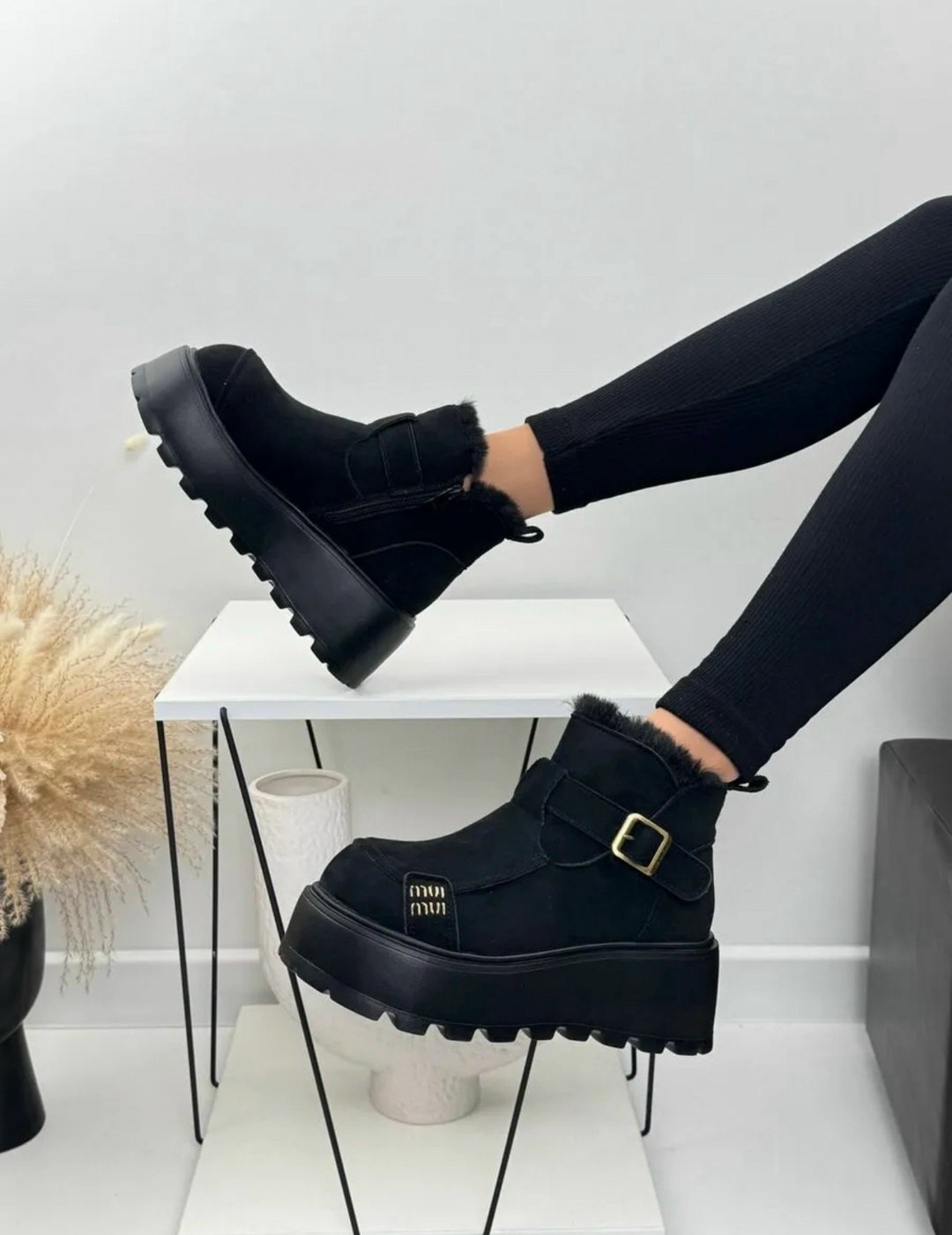 ,женские угги, женская,зимняя  женская,стильные ботинки