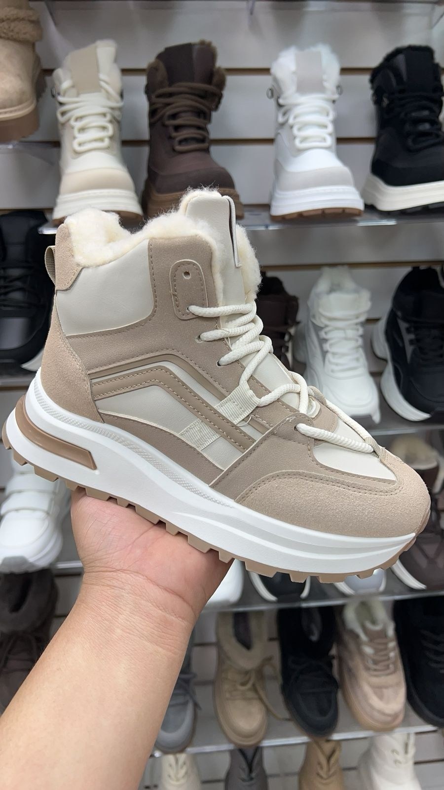 ,кроссовки женскиe,женские зимние кроссовки,кроссовки утепленные женские,кроссовки женские зимние кроссовки