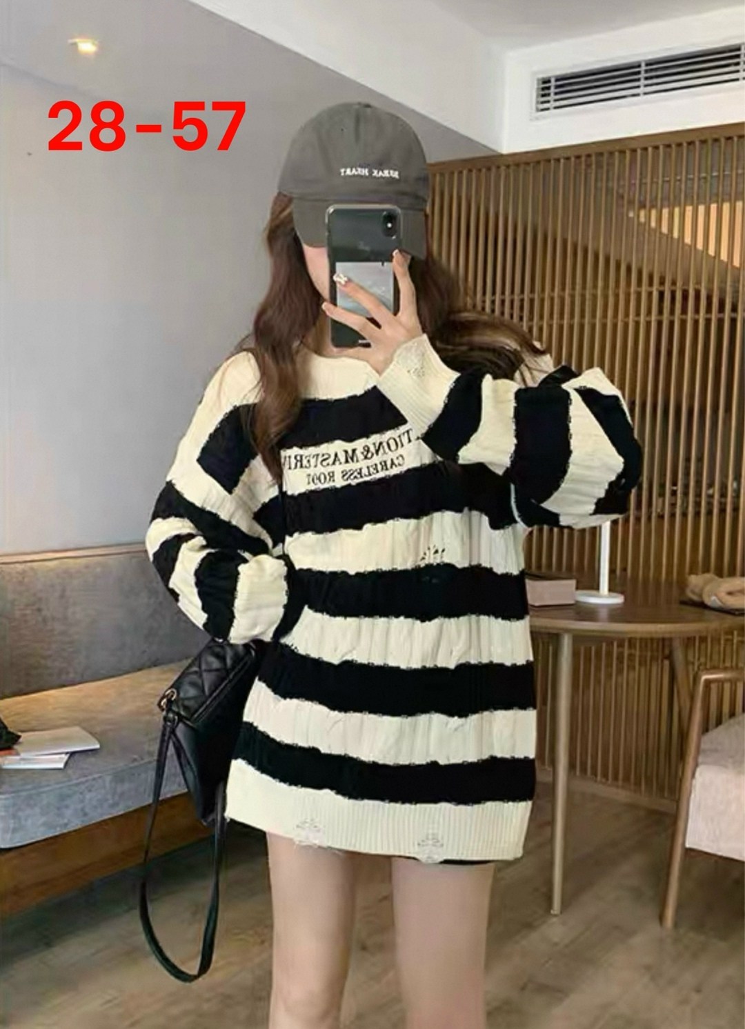 женский свитер в полоску,свитера женские,вязаные свитера женские,женский трикотажный свитер в полоску,свитер