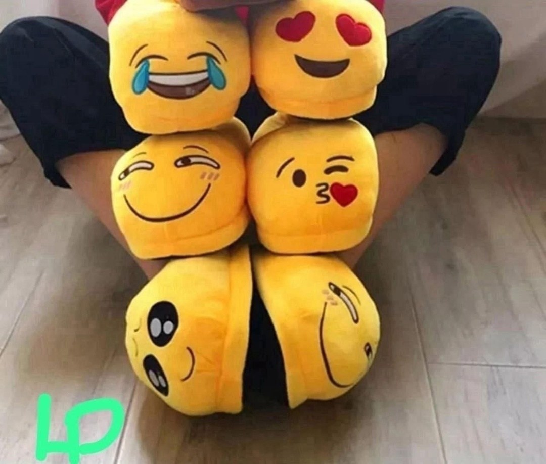 тапочки домашние,тапки смайлики,тапочки домашние женские,мягкие домашние тапочки,плюшевые тапочки