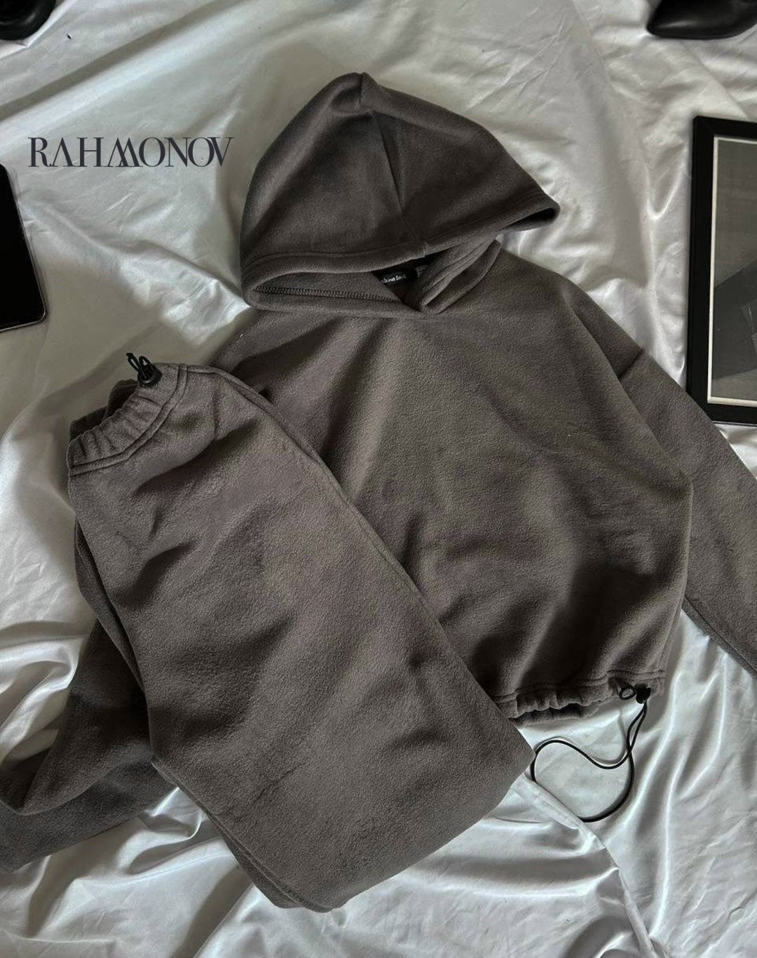 костюм на флисе,флисовые костюмы,теплый костюм на флисе,спортивные костюмы на флисе,повседневный костюм