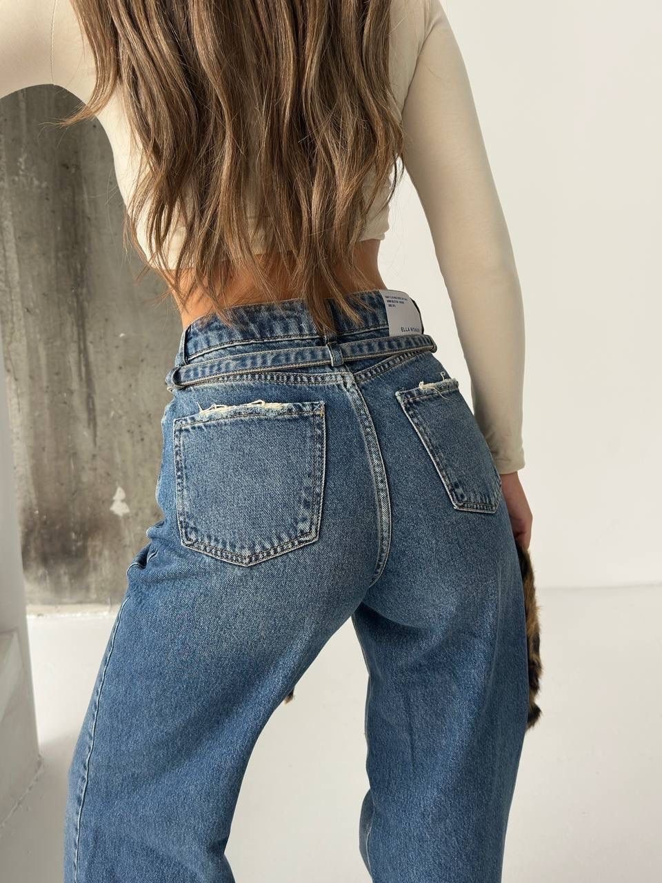 женские широкие джинсы,джинсы широкие,женские джинсы,стильные джинсы,джинсы брюки