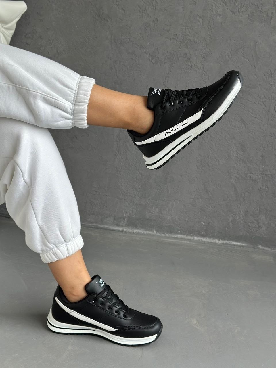 ,кроссовки женскиe,кроссовки черные,мужские кроссовки,кроссовка мужской