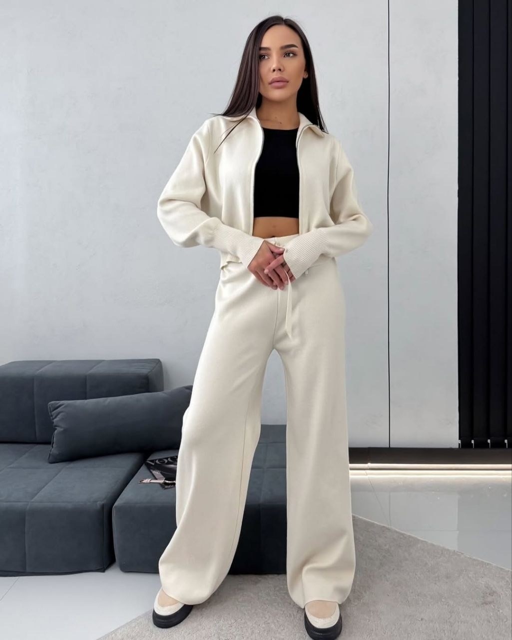 трикотажные костюмы,костюмы вельветовые,спортивные костюм,женские костюмы,костюм со штанами