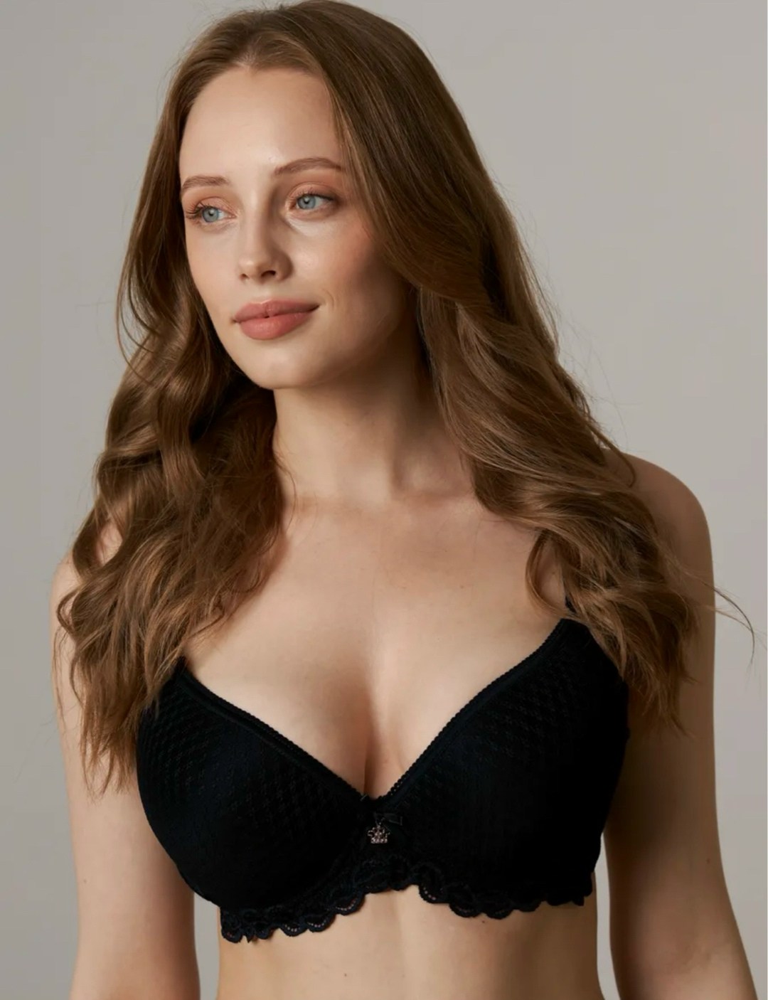 бюстгальтер зеленый,женские бюстгальтеры,бюстгальтер,бюстгальтер изумрудный,бюстгальтер пушап