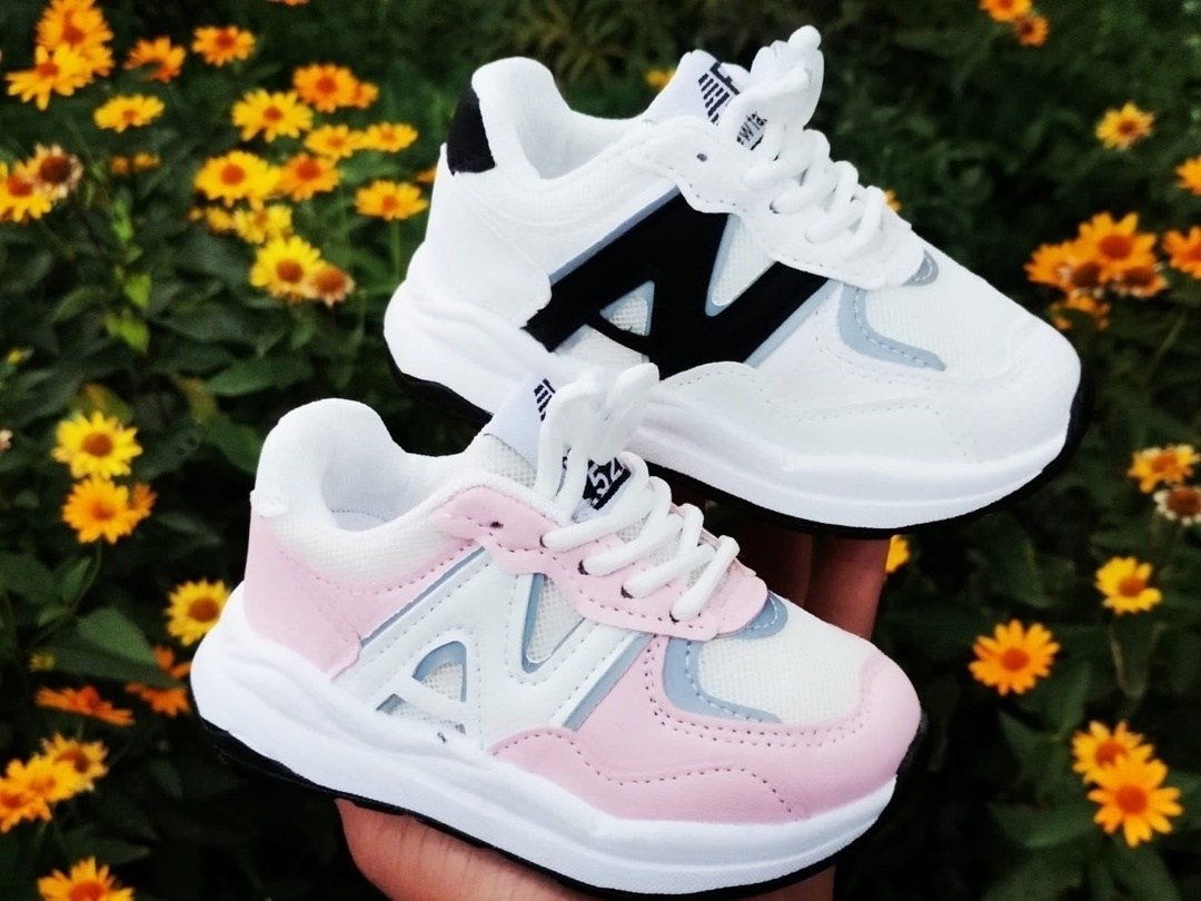 кроссовки,женские кроссовки,детские кроссовки,повседневные кроссовки,кроссовка