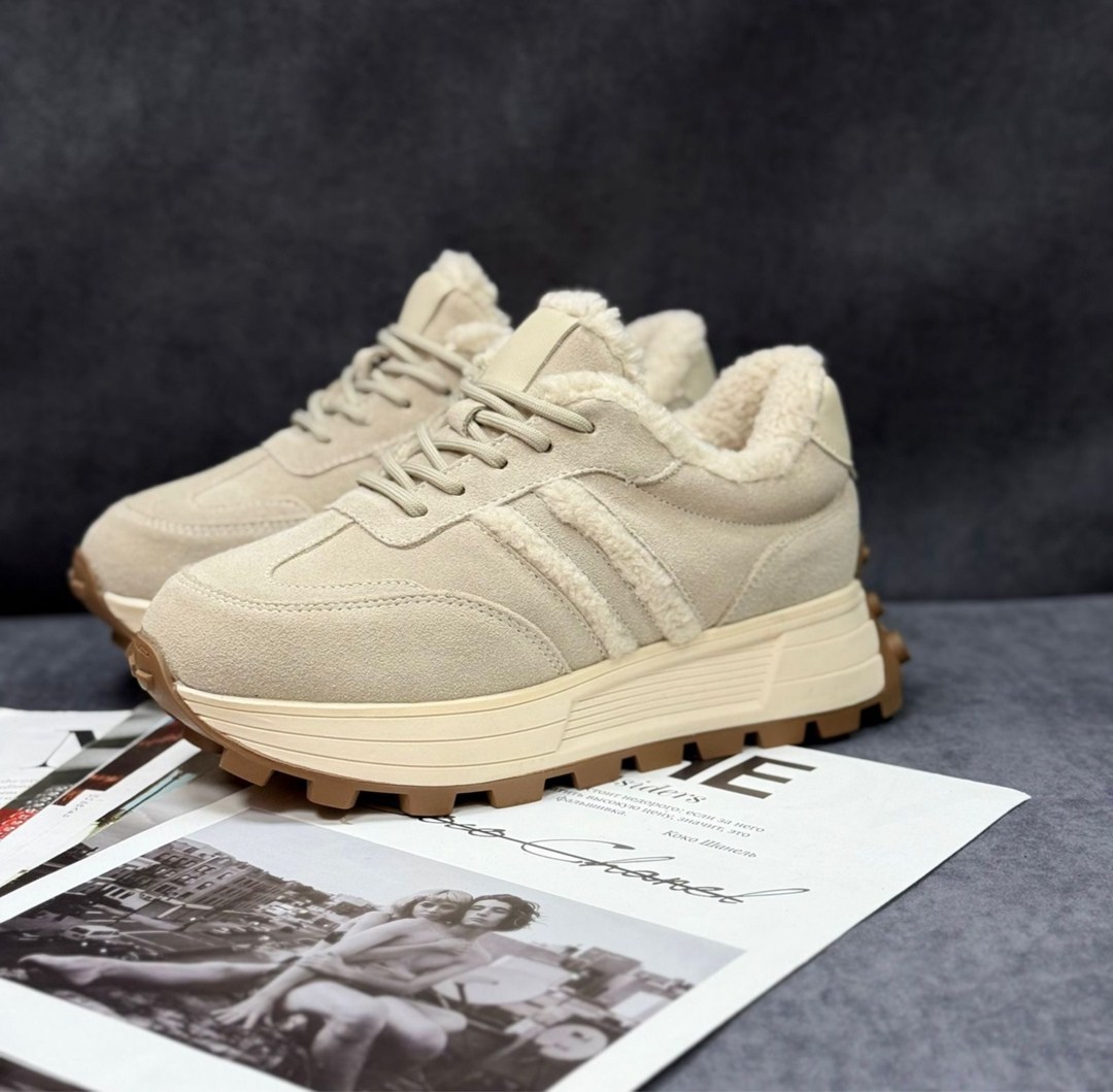 зимние кроссовки adidas,кроссовки adidas,женские кроссовки,кроссовки повседневные,кроссовки адидас