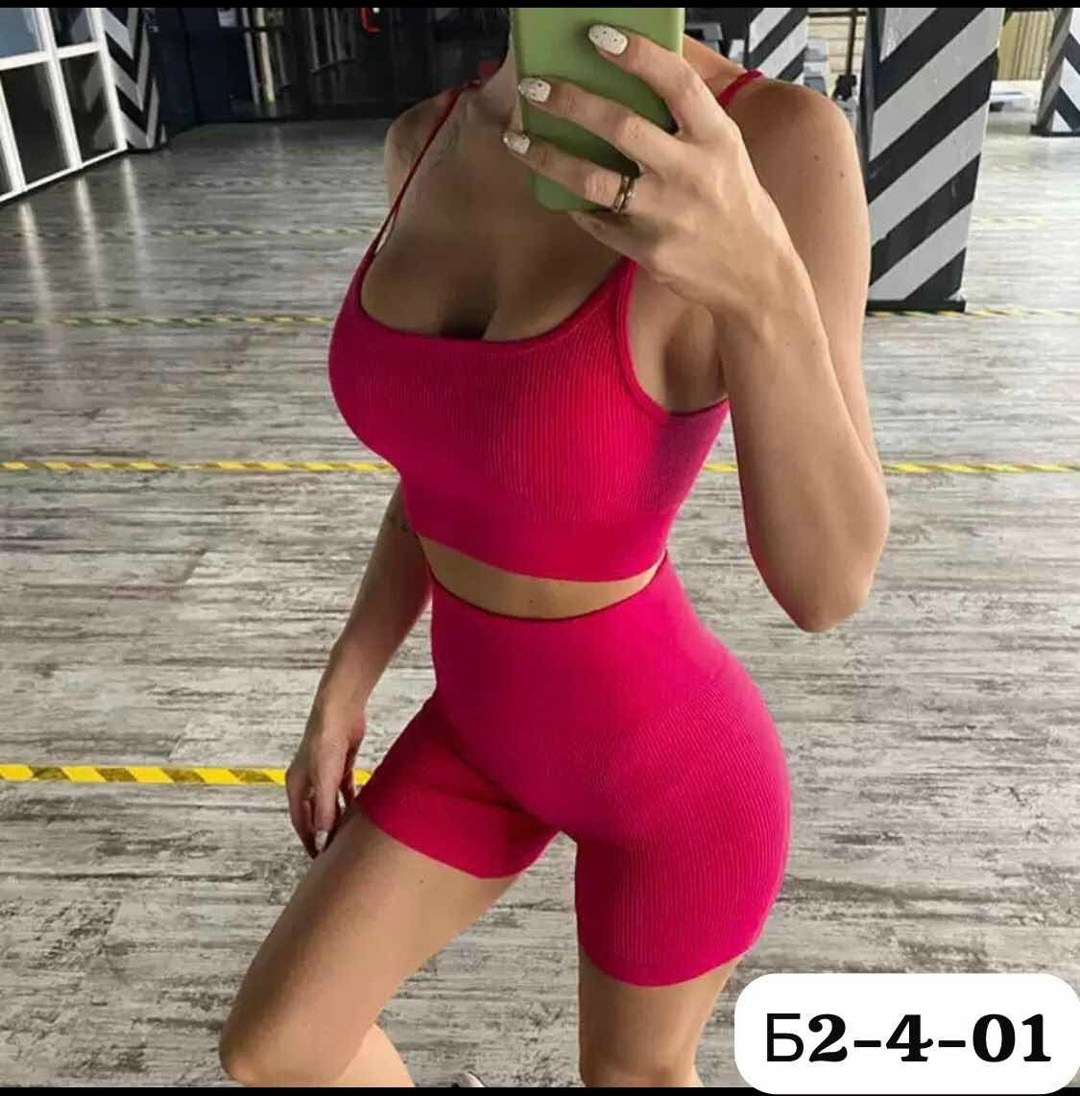 спортивный комплект одежды для фитнеса,женский спортивный комплект,спортивная одежда для фитнеса,костюм для фитнеса женский,костюм для фитнеса топ