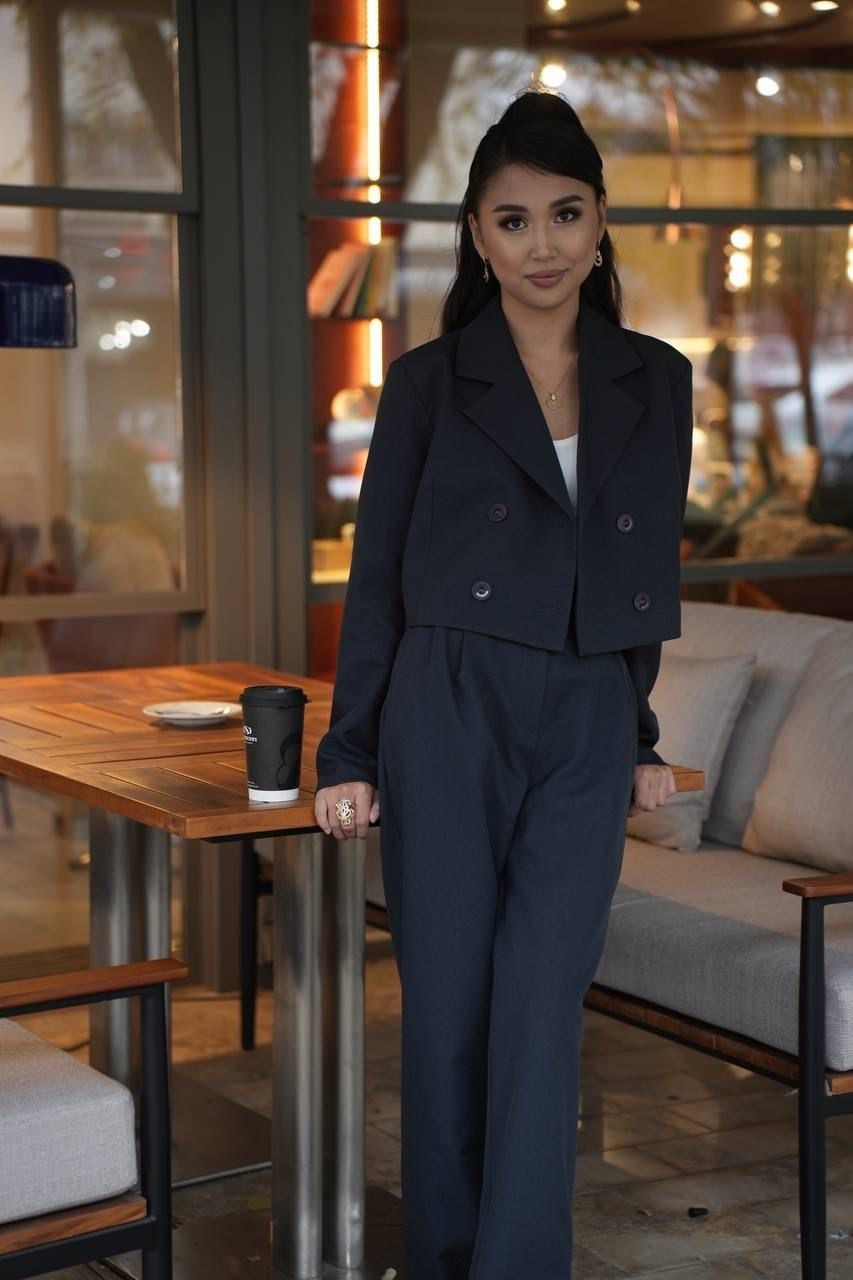 костюмы брючные,костюмы женские брючные,костюм брючный деловой классический,жакет двубортный,костюмы классические