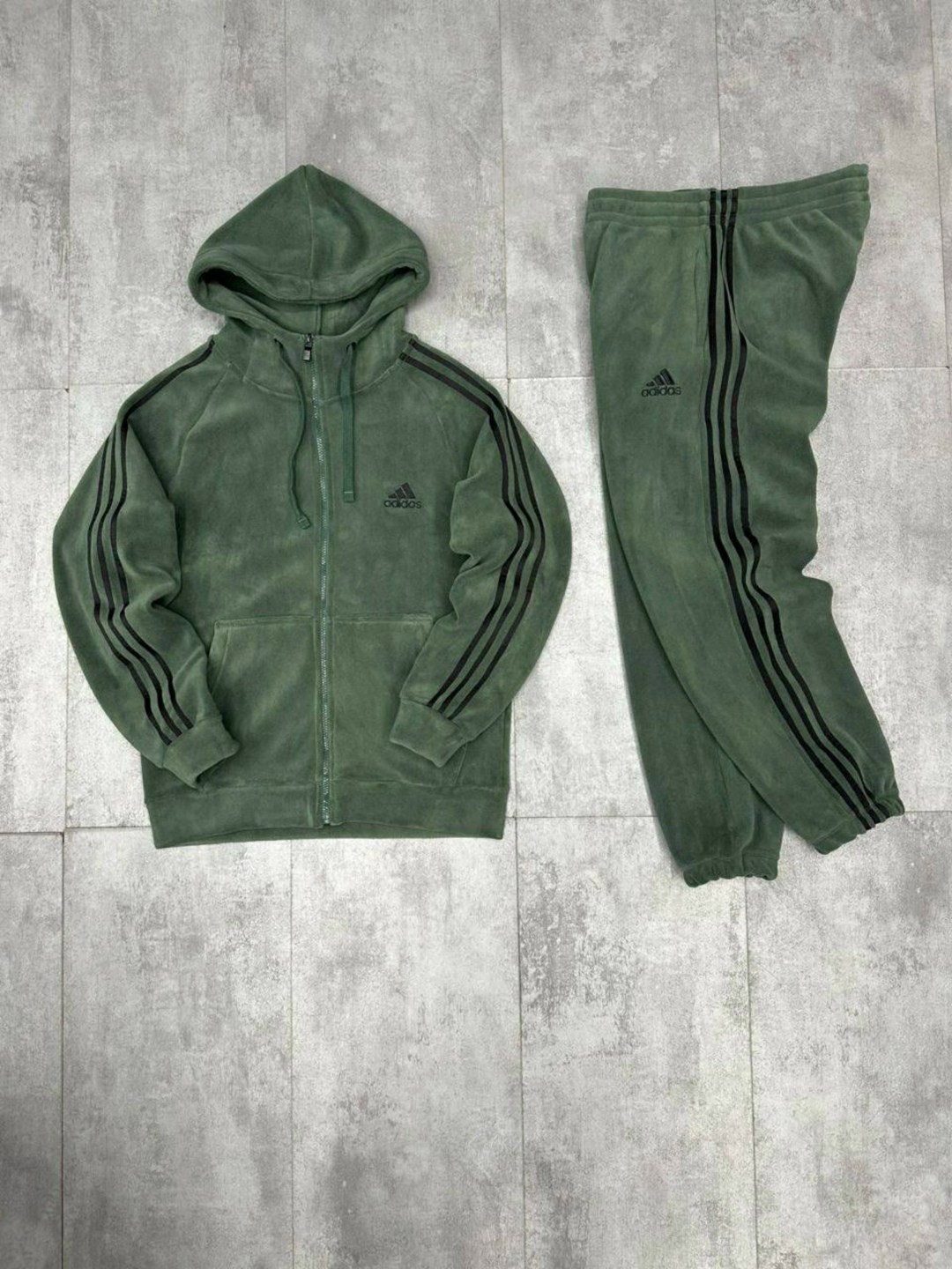 мужской спортивный костюм adidas,костюм спортивный адидас,костюмы спортивный adidas,костюмы спортивные мужские,спортивные костюмы адидас мужские