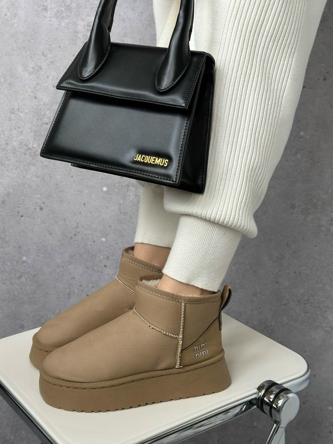 женские угги,,угги короткие,угги женские зимние,модные угги