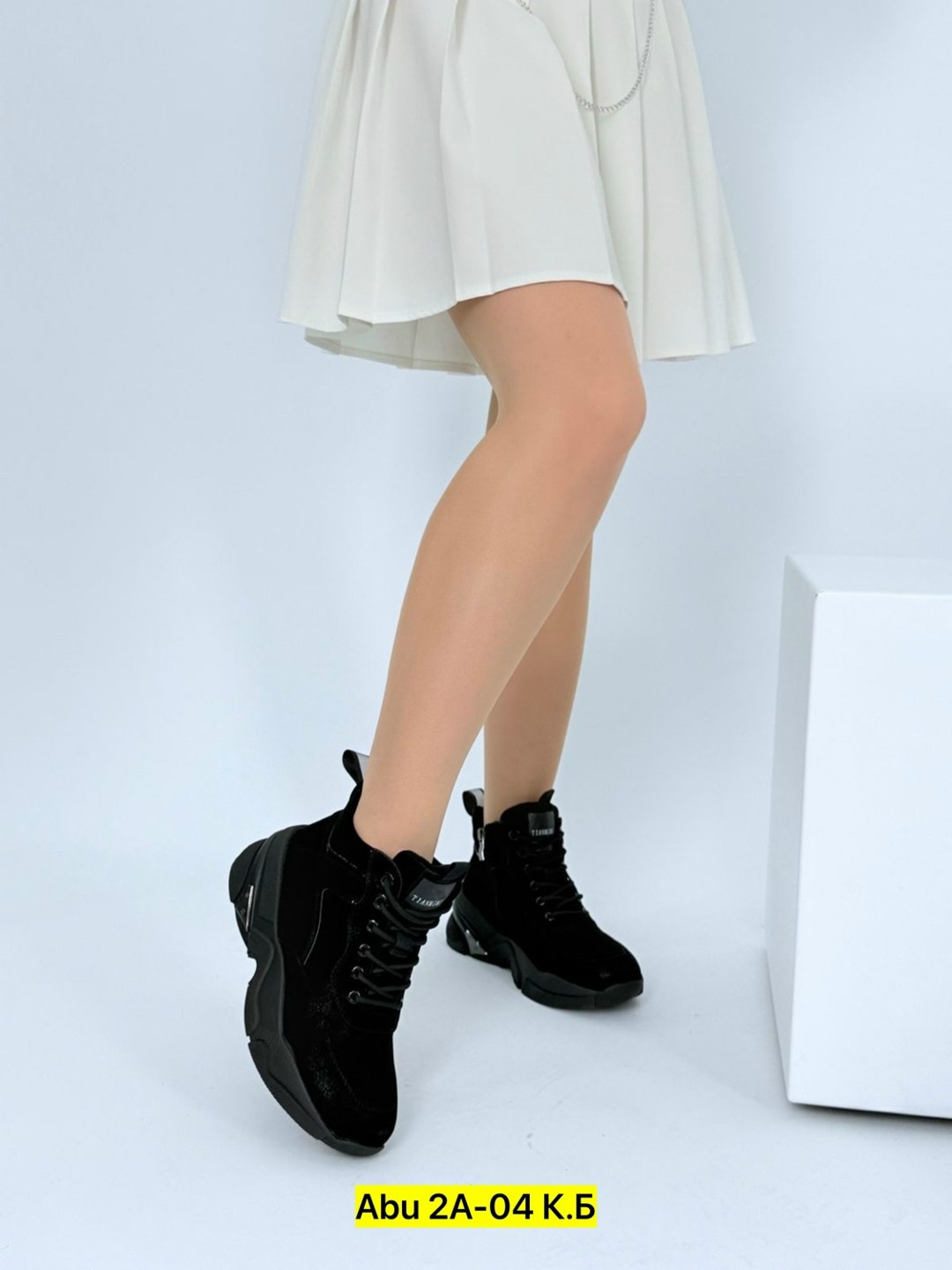 ,ботинки женские,зимние кроссовки женские черные,ботинка женские зимние,женская