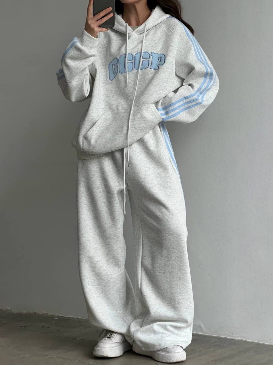 спортивный костюм женский adidas,спортивные женские костюмы,спортивные костюм,штаны широкие,спортивный костюм oversize