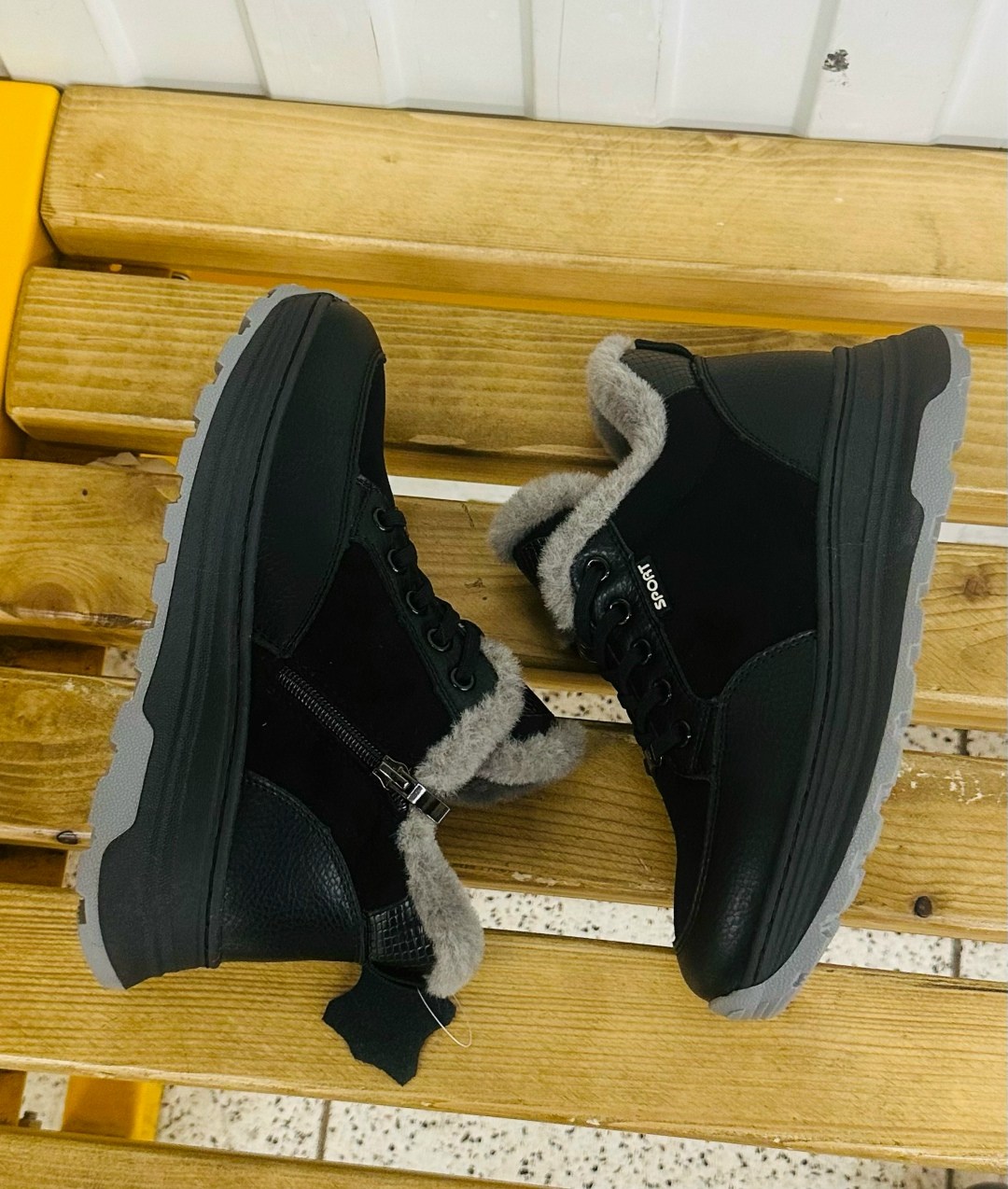 ,зимние кроссовки,женские кроссовки зимние,кроссовки женскиe,зимняя женская