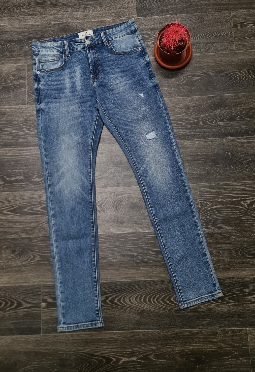 одежда джинсы,джинсы модные,стильные джинсы,мужские джинсы,джинсы широкие