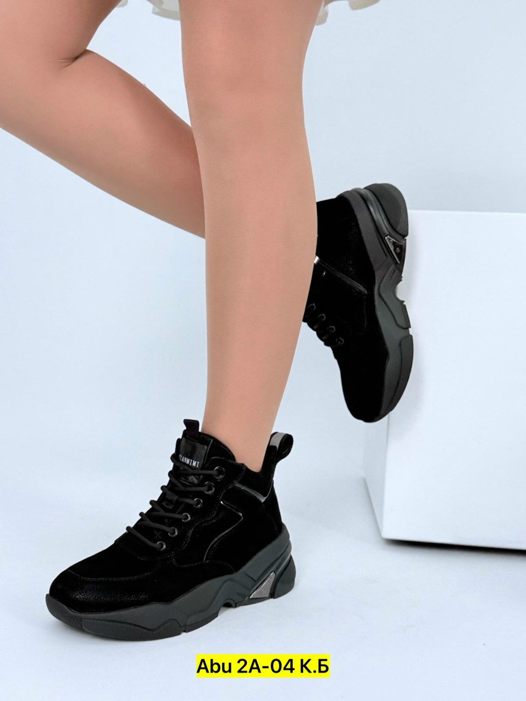 ,ботинки женские,зимние кроссовки женские черные,ботинка женские зимние,женская