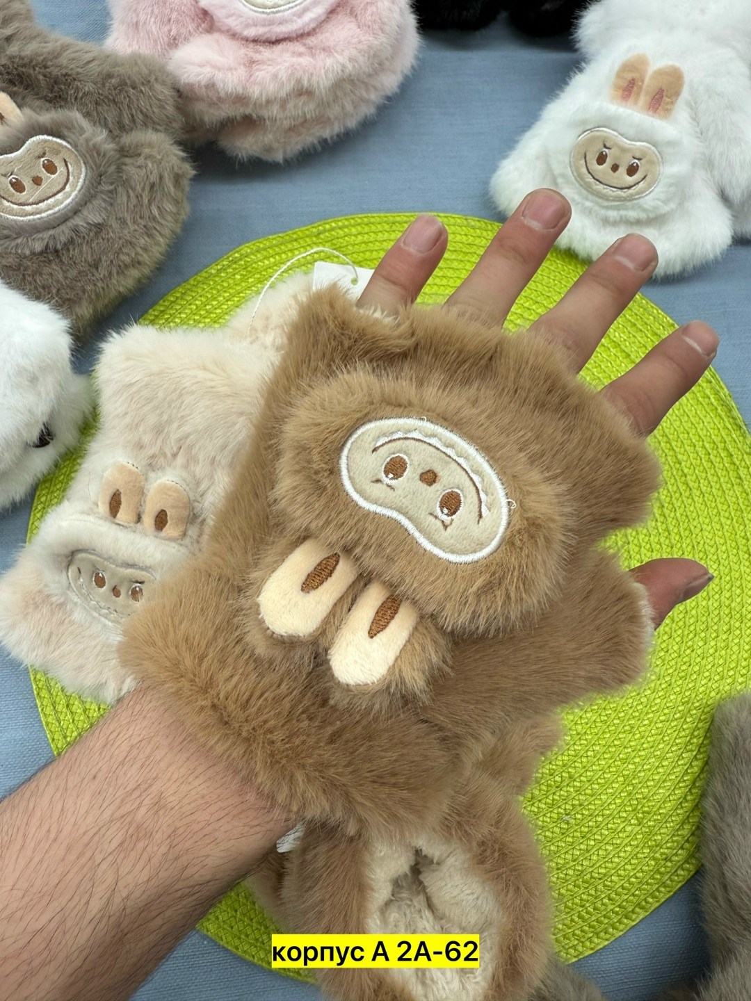 варежки плюшевые,варежки детские,теплые перчатки,варежки перчатки,перчатки детские