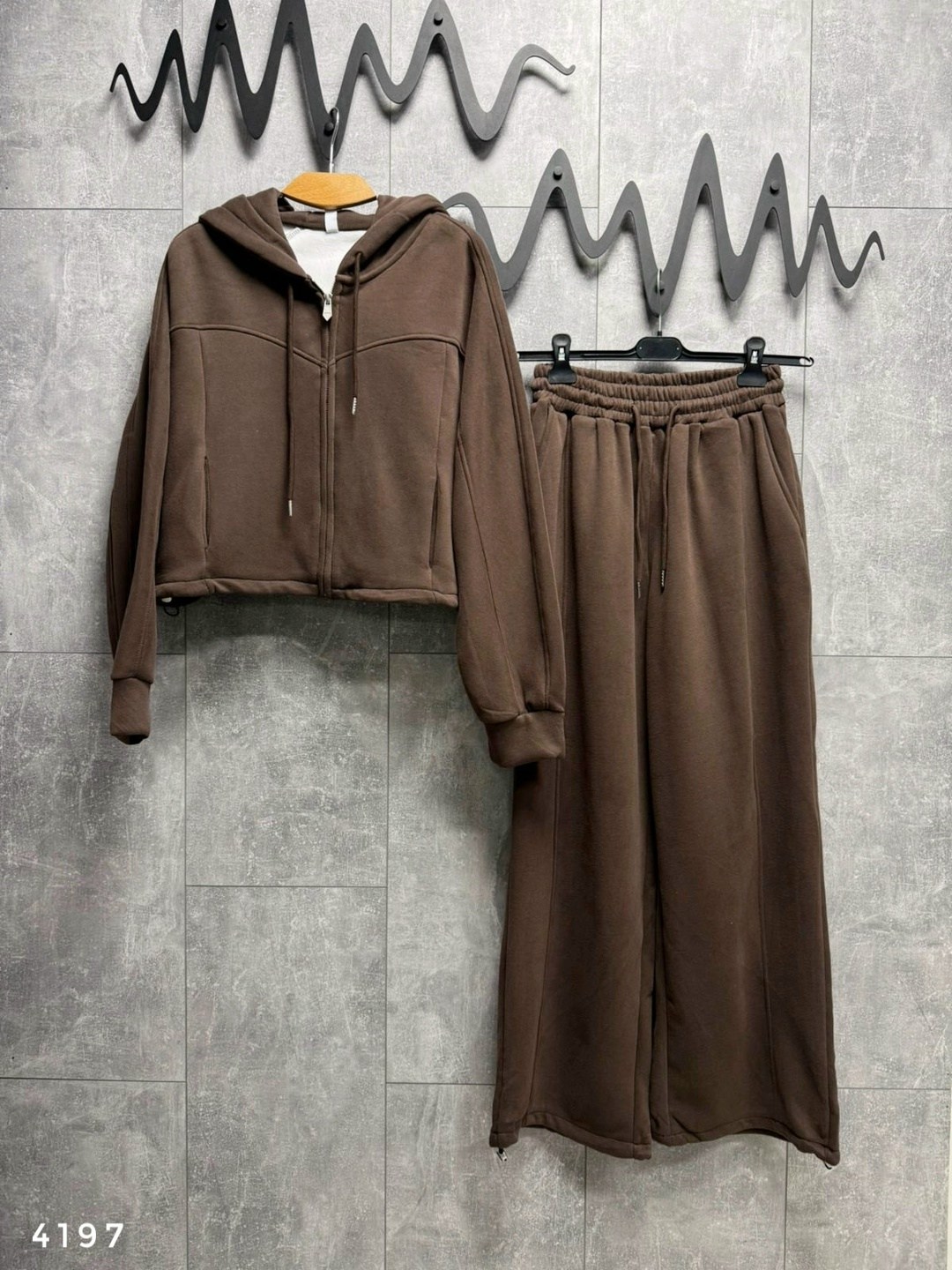 теплый костюм на флисе,cпортивный костюм женский на флисе,костюмы спортивные,спортивный костюм с капюшоном,костюм с толстовкой и брюками