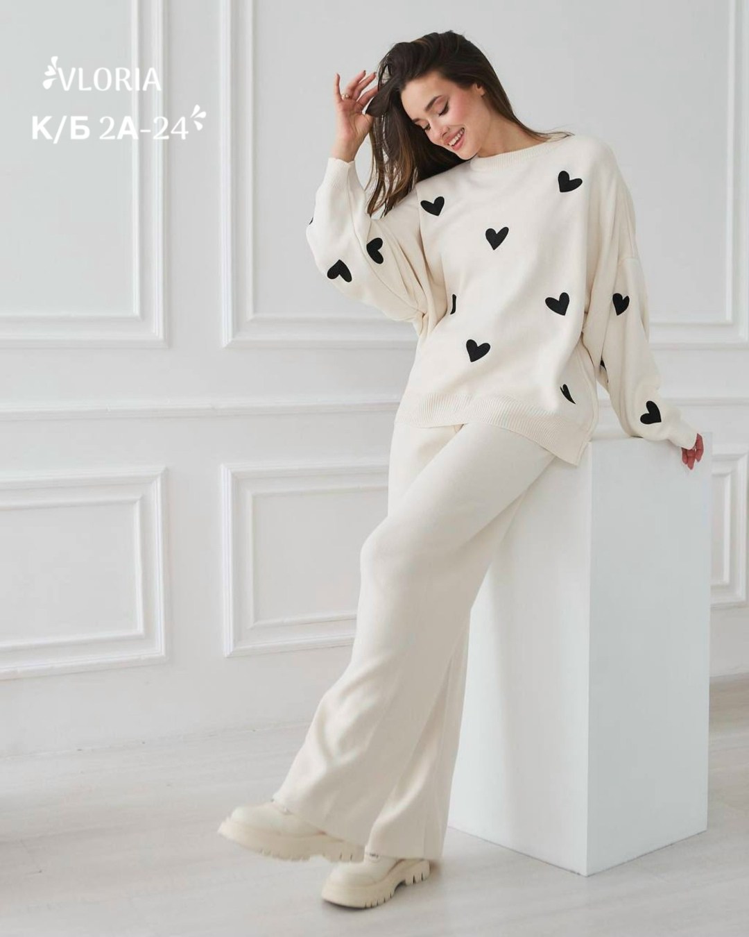 костюм двойка женская,костюм двойка кашемир,трикотажные костюмы,костюм с сердечком,женский вязаный костюм