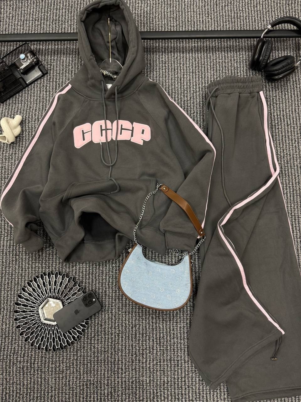 спортивный костюм женский adidas,спортивные женские костюмы,спортивные костюм,штаны широкие,спортивный костюм oversize