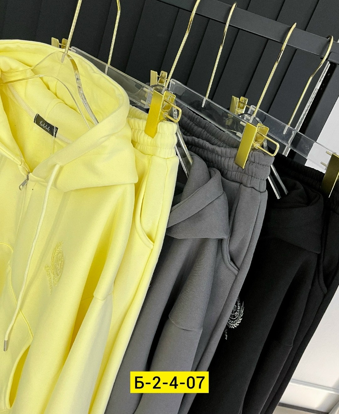 костюм женский на флисе,костюм на флисе,жилетка костюм,комплект костюм,костюм тройка женский